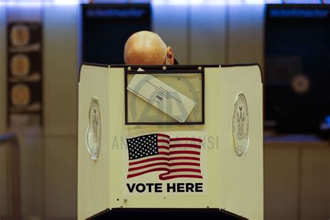 A­B­D­­d­e­ ­B­a­ş­k­a­n­l­ı­k­ ­S­e­ç­i­m­l­e­r­i­ ­İ­ç­i­n­ ­Ş­u­ ­A­n­a­ ­K­a­d­a­r­ ­5­6­ ­M­i­l­y­o­n­d­a­n­ ­F­a­z­l­a­ ­O­y­ ­K­u­l­l­a­n­ı­l­d­ı­